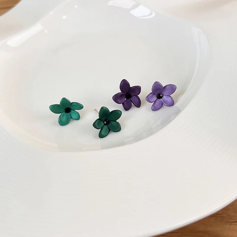Minar Stylish Purple Green Color Spray Flowers Stud Earrings for Women Girl Metal Alloy Floral Statement Earring Summer Jewelry
Minar Stylish Purple Green Color Spray Flowers Stud Earrings for Women Girl Metal Alloy Floral Statement Earring Summer Jewelry