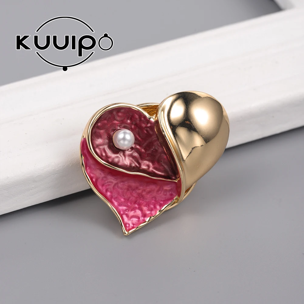 Kuuipo Heart-shaped Brooch Woman's Stylish Magnetic Metallic Backpack Pins Christmas Gift Trending Products Brooches for Women
Kuuipo Heart-shaped Brooch Woman's Stylish Magnetic Metallic Backpack Pins Christmas Gift Trending Products Brooches for Women