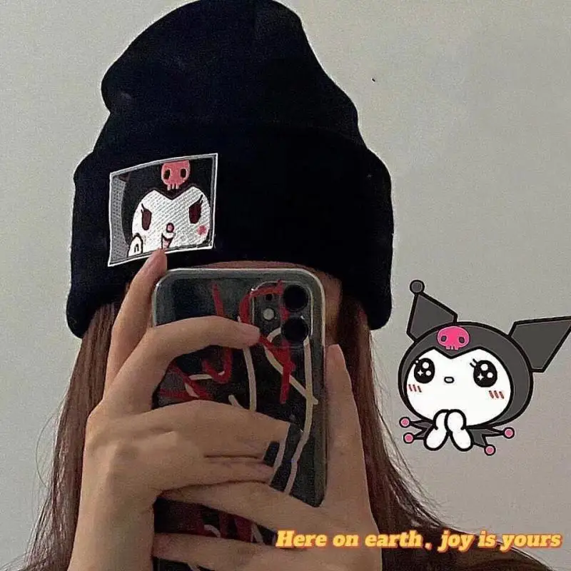 Kawaii Sanrio Mymelody Kuromi Cinnamorol плюшевая шапка для девочек вязаная зимняя теплая пучок для влюбленных Милая шапка подарок на день рождения и Рождест...
Kawaii Sanrio Mymelody Kuromi Cinnamorol плюшевая шапка для девочек вязаная зимняя теплая пучок для влюбленных Милая шапка подарок на день рождения и Рождест...