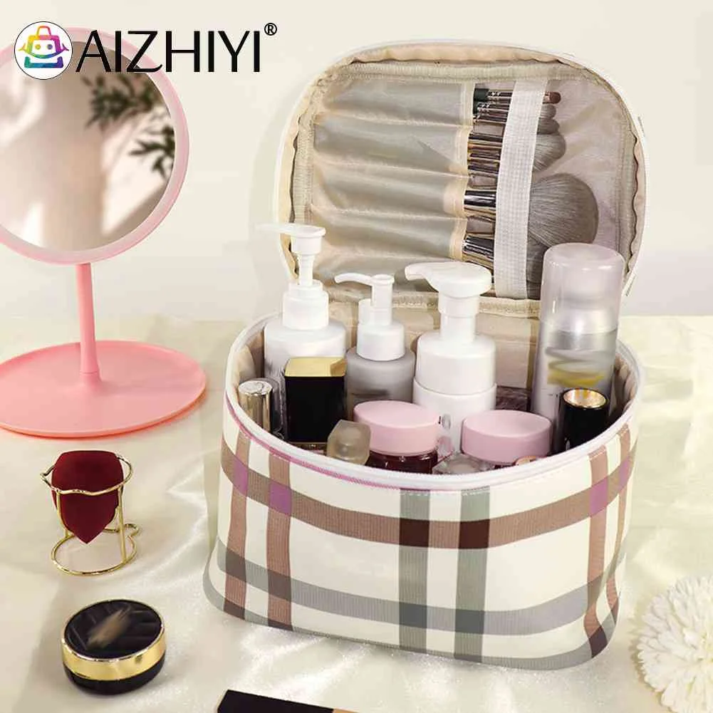 Cosmetic Bag Large Capacity Storage Bag Portable Multi-function Waterproof Zipper Fashion Simple Casual for Fitness Swimming
Cosmetic Bag Large Capacity Storage Bag Portable Multi-function Waterproof Zipper Fashion Simple Casual for Fitness Swimming
