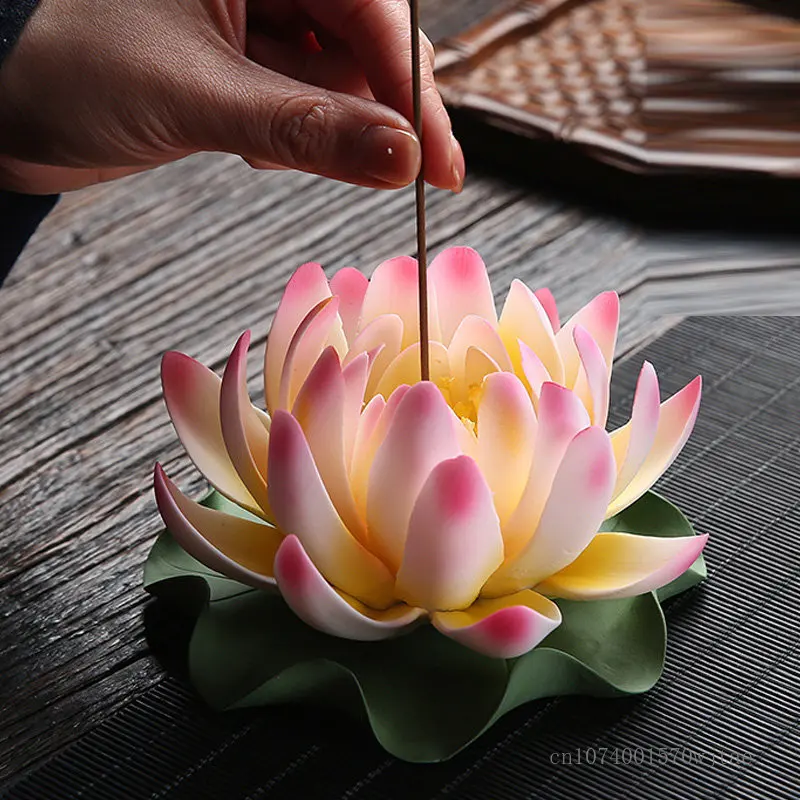 Подставка для благовоний с цветком водяной лилии, керамическая нить, благовония для дома, чайной комнаты, зала Будды, белый фарфор, дзэн Лотос, курильница
Подставка для благовоний с цветком водяной лилии, керамическая нить, благовония для дома, чайной комнаты, зала Будды, белый фарфор, дзэн Лотос, курильница