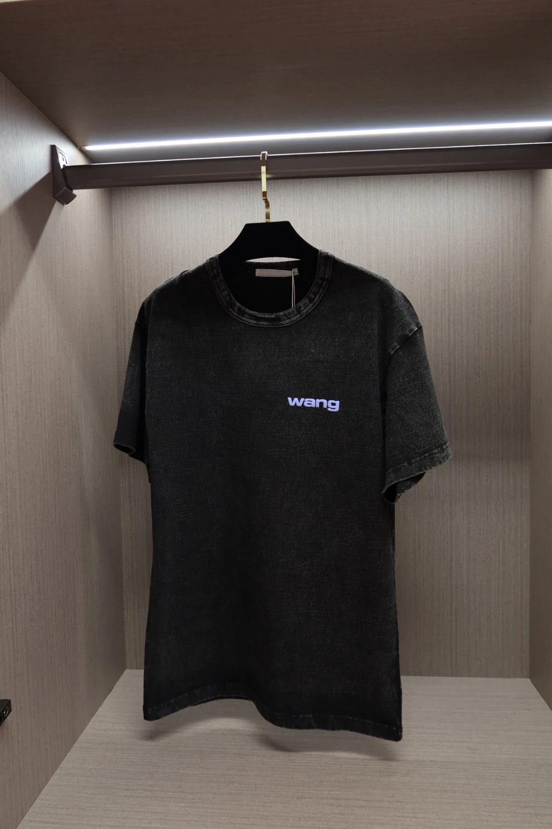 Fashion Classic luxury design Spring / Summer 22 New Women's Nostalgic Retro Letter Logo Round Neck Short Sleeve T-Shirt Top
Fashion Classic luxury design Spring / Summer 22 New Women's Nostalgic Retro Letter Logo Round Neck Short Sleeve T-Shirt Top
