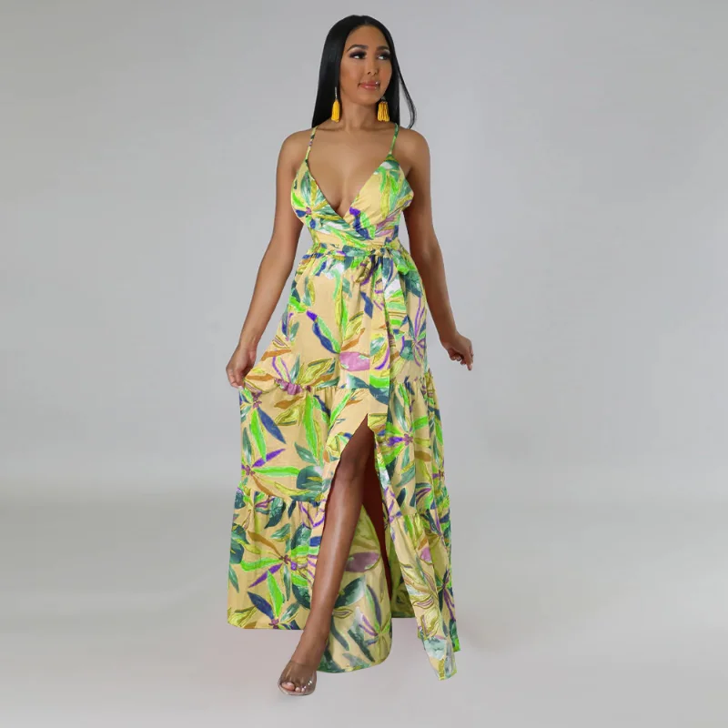 Платье-Макси женское на тонких бретельках с V-образным вырезом, без рукавов
Платье-Макси женское на тонких бретельках с V-образным вырезом, без рукавов