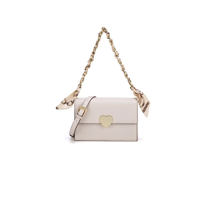 Bag Women 2022 Spring and Summer New Light Luxury Silk Scarf Chain Bag Love Small Square Bag All-match Shoulder and Armpit Bag
Bag Women 2022 Spring and Summer New Light Luxury Silk Scarf Chain Bag Love Small Square Bag All-match Shoulder and Armpit Bag