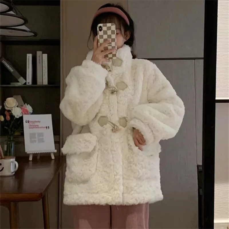 Женское короткое пальто из искусственного меха и кашемира, с пряжкой, на осень/зиму, C629, 2023
Женское короткое пальто из искусственного меха и кашемира, с пряжкой, на осень/зиму, C629, 2023