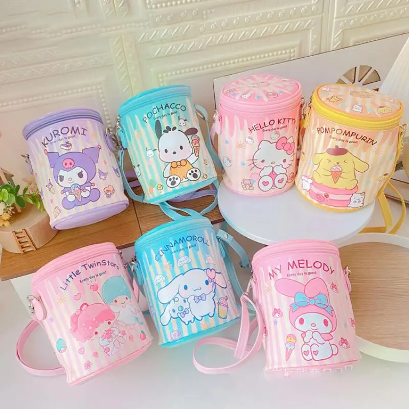 16CM My Melody Hello Kittys Kuromi Cinnamoroll Sanrioed Kawaii Cartoon Anime Cylindrical Bag Cute Diagonal Bag Storage Backpack
16CM My Melody Hello Kittys Kuromi Cinnamoroll Sanrioed Kawaii Cartoon Anime Cylindrical Bag Cute Diagonal Bag Storage Backpack