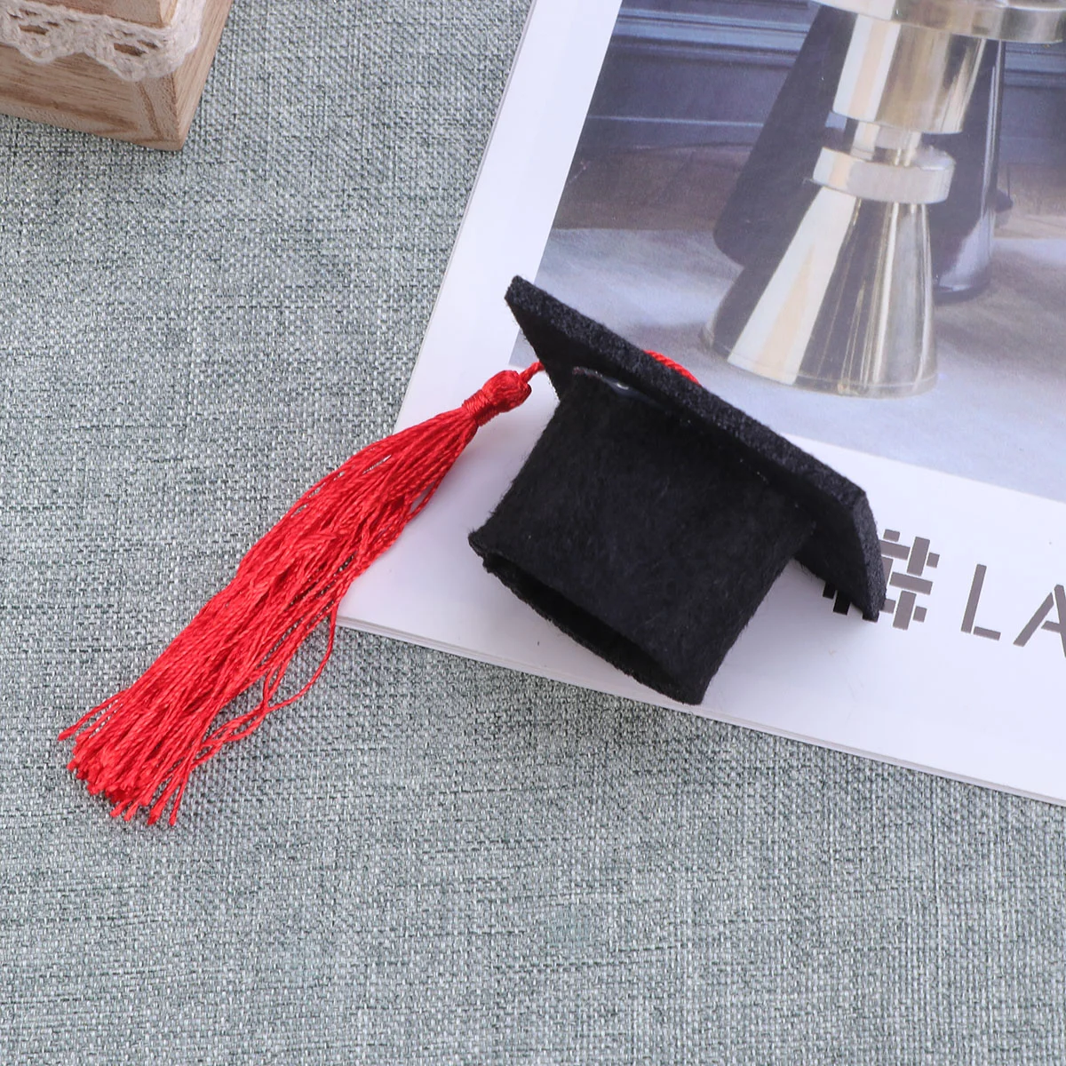 Graduation Mini Cap Decorations Caps Bottles Hat Party Favors Topperhats Winefor Crafts Sombrero Champagne Bottle Boxes Table
Graduation Mini Cap Decorations Caps Bottles Hat Party Favors Topperhats Winefor Crafts Sombrero Champagne Bottle Boxes Table