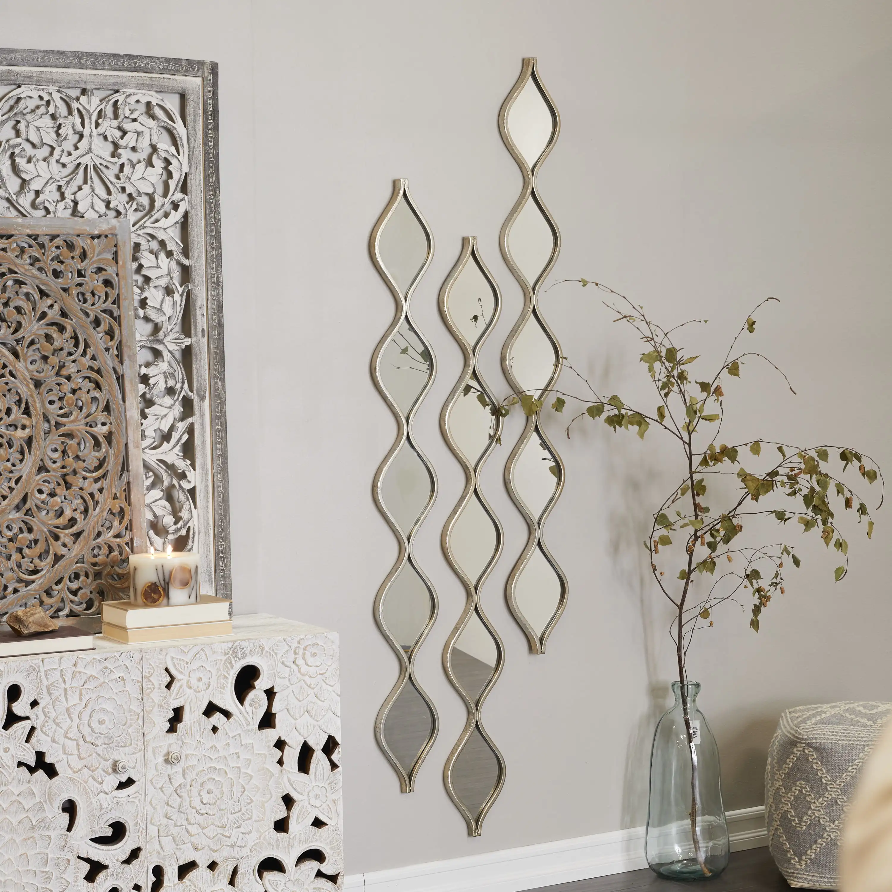 Contemporary Metal Beveled Oval Shape Wall Mirror with Silver Foil Finish, 7"W x 58"H
Contemporary Metal Beveled Oval Shape Wall Mirror with Silver Foil Finish, 7"W x 58"H