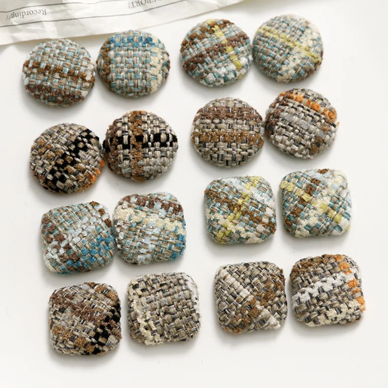 Winter style 100pcs/lot 19mm 20mm color pattern fabric flatback cabochon button beads diy jewerly earring/garment accessory
Winter style 100pcs/lot 19mm 20mm color pattern fabric flatback cabochon button beads diy jewerly earring/garment accessory