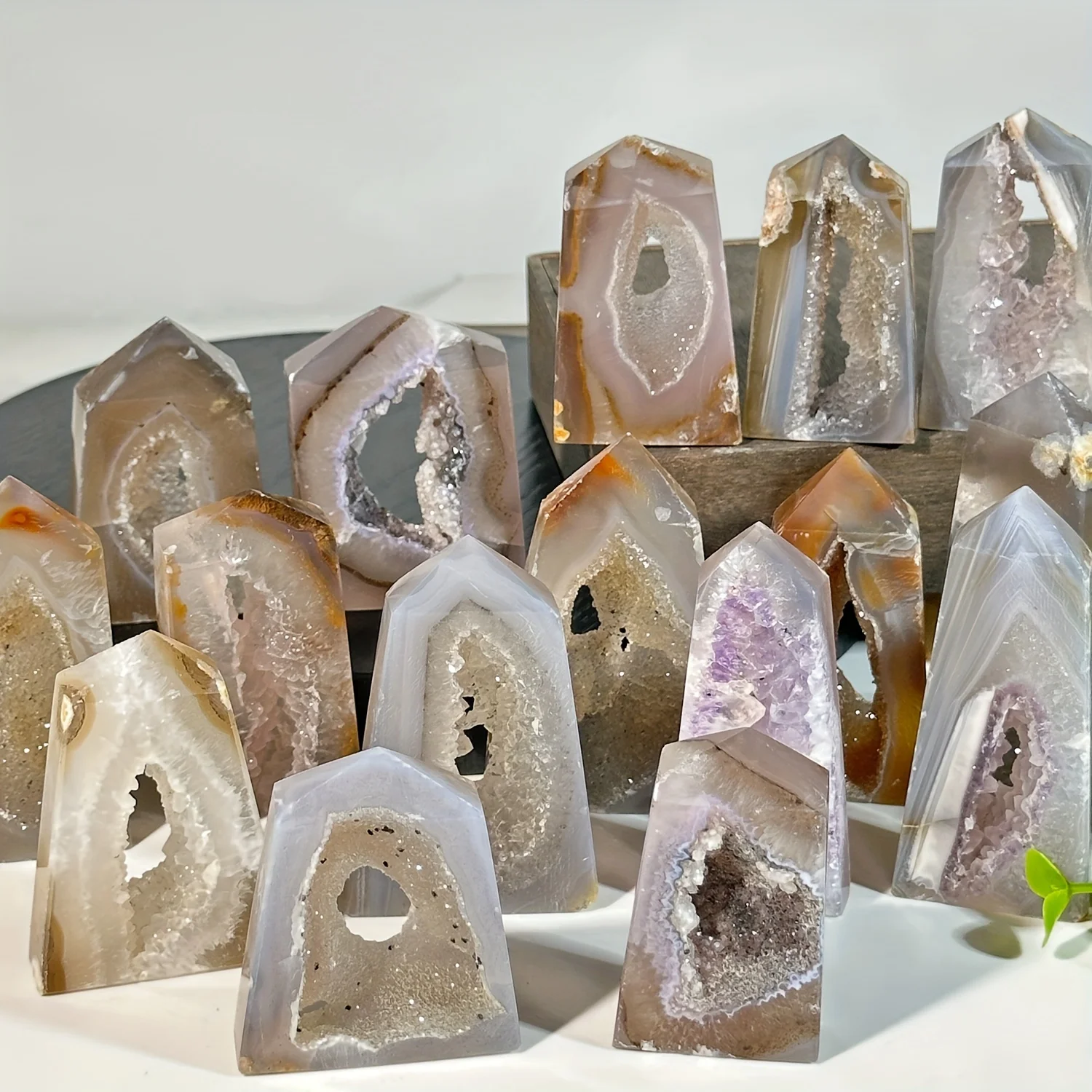 Единичная колонна из агата CrystalHola
Единичная колонна из агата CrystalHola