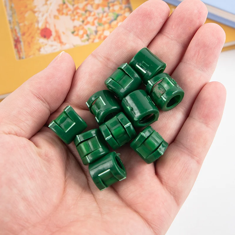 10PCS Bird Clip Rings Pigeon Foot Ring Plastic Clip Rings Bird Clip Marker Tag 0.9cm
10PCS Bird Clip Rings Pigeon Foot Ring Plastic Clip Rings Bird Clip Marker Tag 0.9cm