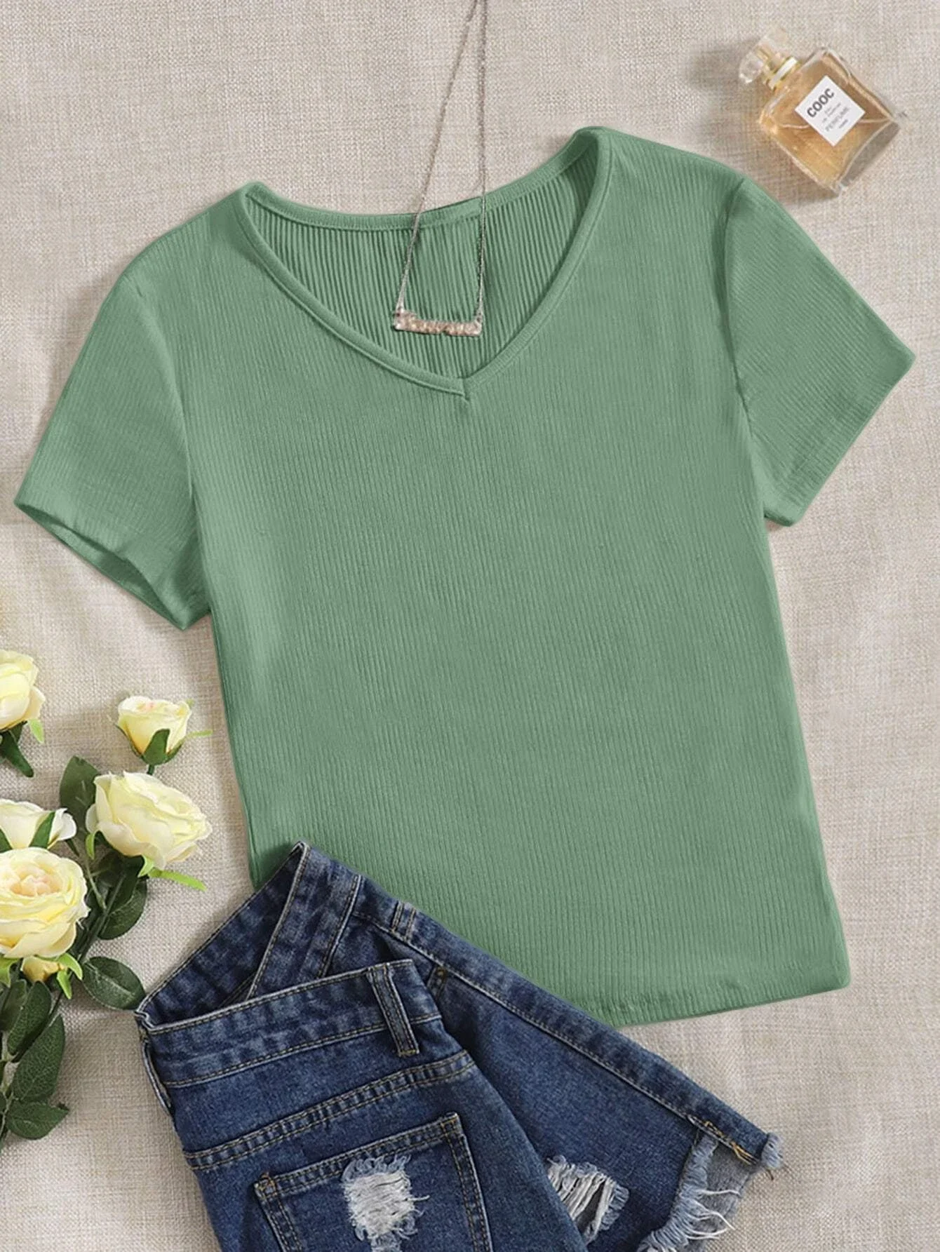 Hollow Out Crop Top Punk Tee Shirts For Women Asymmetrical Gothic Streetwear 2021 Spring Sexy Skinny Club Clothes Top
Hollow Out Crop Top Punk Tee Shirts For Women Asymmetrical Gothic Streetwear 2021 Spring Sexy Skinny Club Clothes Top