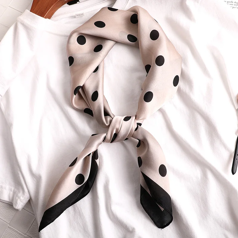 2022 New Scarves Women's Collar Scarf Stewardess Neckerchief Dot Print Square 70 by 70 Cm Silk Feeling Scarfs for Hair
2022 New Scarves Women's Collar Scarf Stewardess Neckerchief Dot Print Square 70 by 70 Cm Silk Feeling Scarfs for Hair
