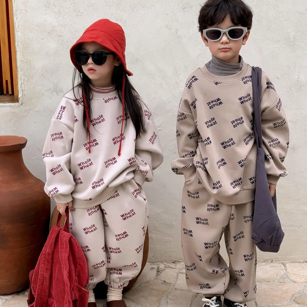 2023 Children Boys Spring Autumn Clothes Set Printed Letters Loose Jogger Pants Suit Long Sleeve Pullover Shirt Kids Outfit
2023 Children Boys Spring Autumn Clothes Set Printed Letters Loose Jogger Pants Suit Long Sleeve Pullover Shirt Kids Outfit