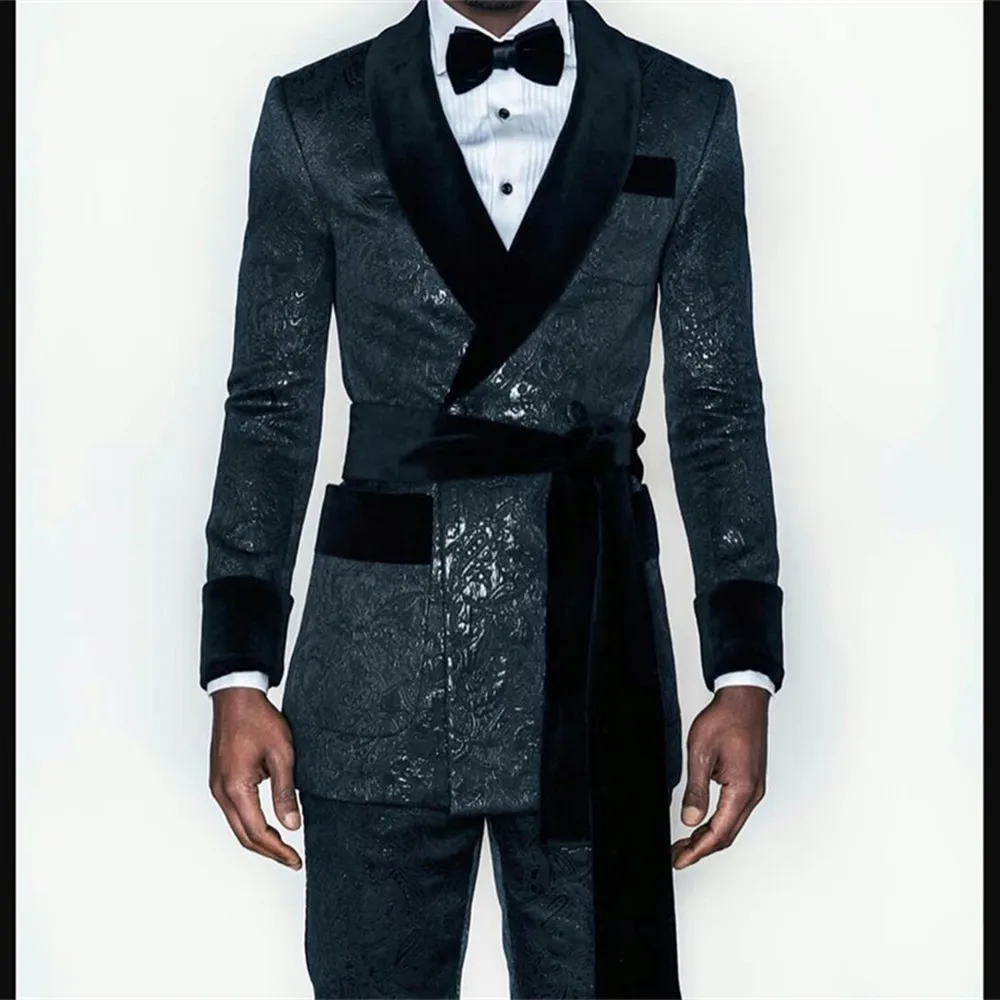 2 Pieces Black Men Suit With Belt Velvet Lapel Jacquard Wedding Groom Tuxedos Dinner Party Suit(Jacket+Pants) Custom Made
2 Pieces Black Men Suit With Belt Velvet Lapel Jacquard Wedding Groom Tuxedos Dinner Party Suit(Jacket+Pants) Custom Made