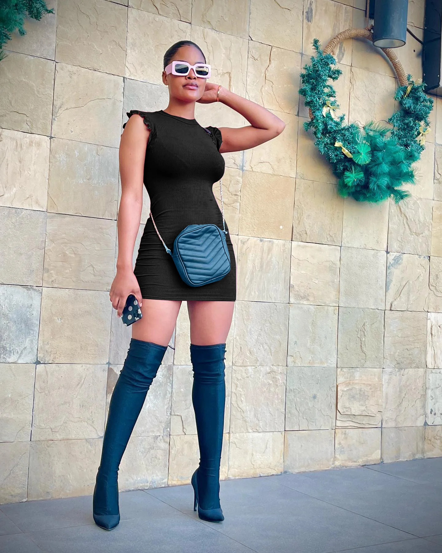 Женское трикотажное платье-футляр, однотонное мини-платье с оборками на рукавах для вечерние или ночного клуба, 2022
Женское трикотажное платье-футляр, однотонное мини-платье с оборками на рукавах для вечерние или ночного клуба, 2022