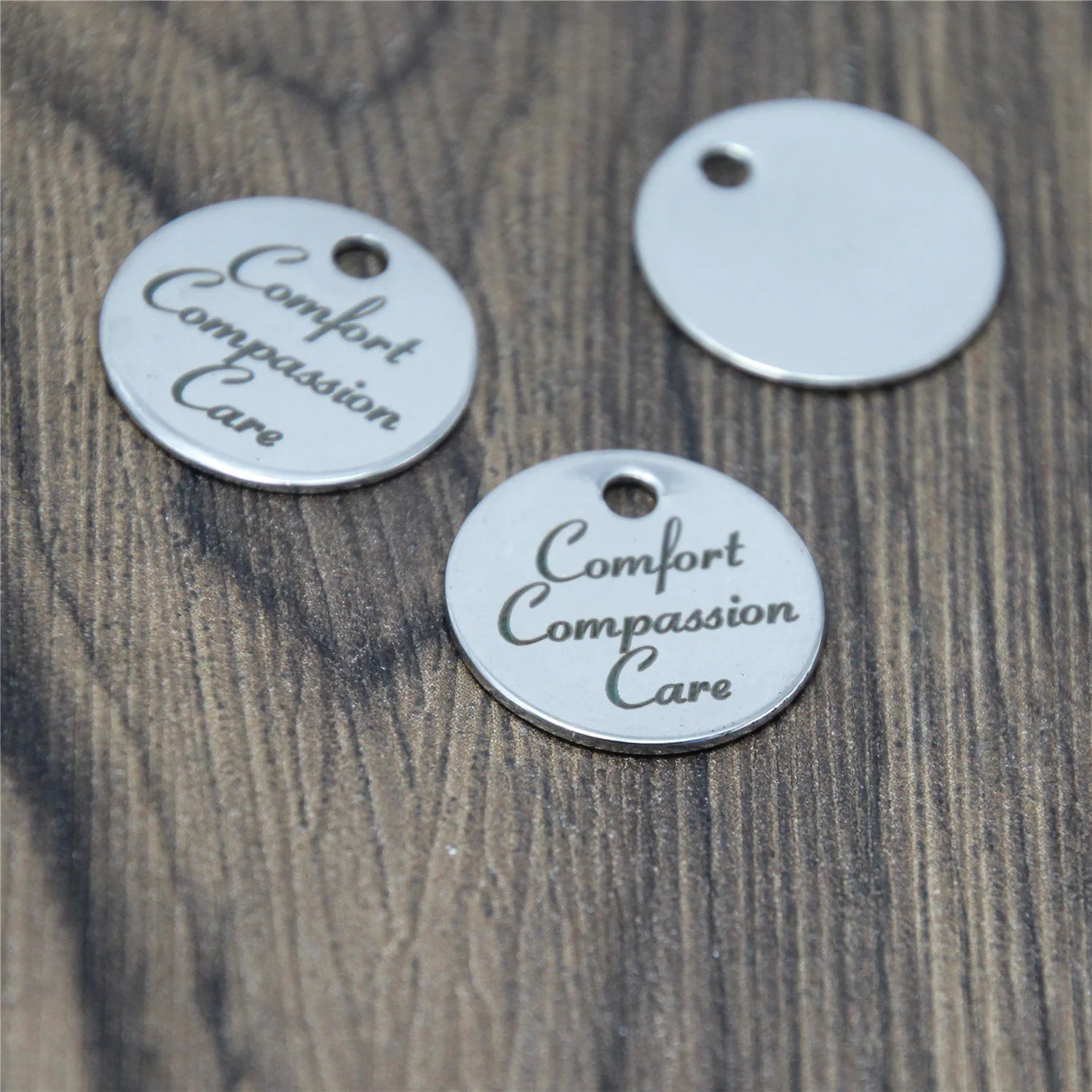 10pcs/lot Kindess charm Comfort compassion care Stainless steel message Charm pendant 20mm
10pcs/lot Kindess charm Comfort compassion care Stainless steel message Charm pendant 20mm