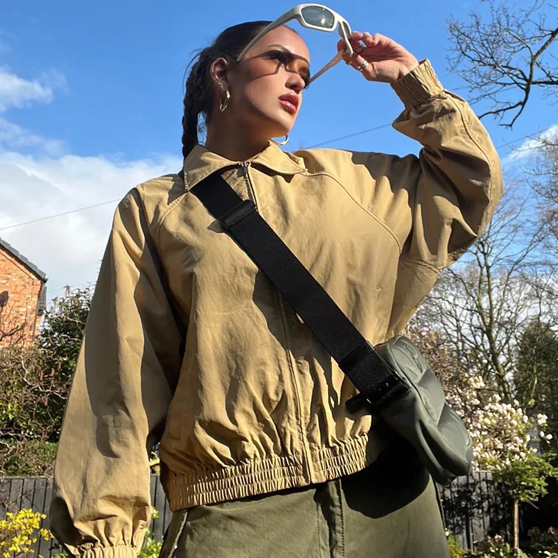 Women Pocket Zipper Design Cargo Coats 2022 Autumn Winter Female Casual Pleated ArmyGreen Jacket Lady Outfits Short Cargo Jacket
Women Pocket Zipper Design Cargo Coats 2022 Autumn Winter Female Casual Pleated ArmyGreen Jacket Lady Outfits Short Cargo Jacket