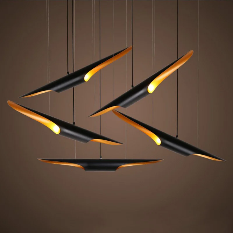 Post modern double head oblique mouth black gold aluminum Nordic designer bamboo knot bamboo tube industrial wind aircraft lamp
Post modern double head oblique mouth black gold aluminum Nordic designer bamboo knot bamboo tube industrial wind aircraft lamp