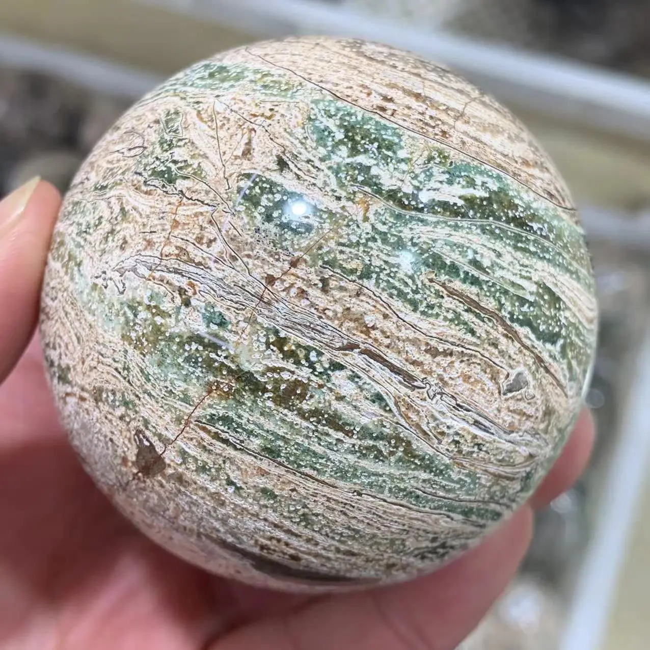 Natural Colorful Agate Crystal Energy Ball Hand-Polished Room Office Decoration Gift
Natural Colorful Agate Crystal Energy Ball Hand-Polished Room Office Decoration Gift