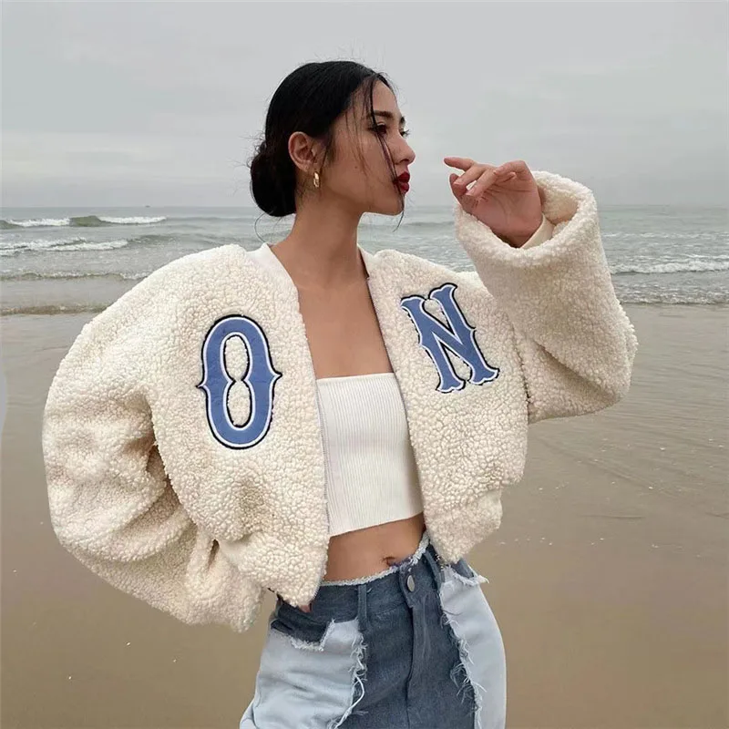 

Winter Jackets 2022 Woman Teddy Coats Bomber Letter Embroidery Crop Jacket Very Warm Sweatshirt Vintage Clothes With Zipper