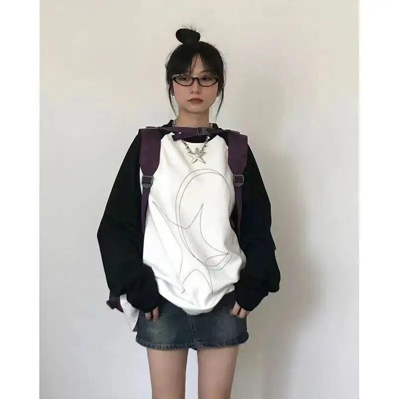 Loose Long Sleeve Tshirts American Retro Women Star Moon Print Contrast Color Camisetas Preppy Style Hoodies O Neck Tees Y2k
Loose Long Sleeve Tshirts American Retro Women Star Moon Print Contrast Color Camisetas Preppy Style Hoodies O Neck Tees Y2k