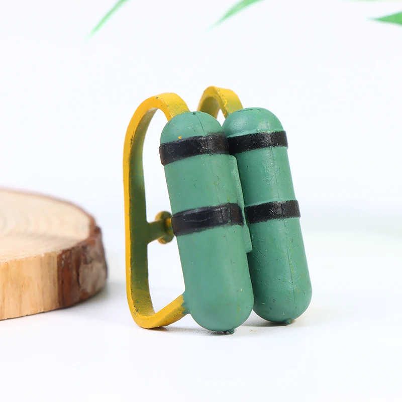 2Pcs Doll House Miniature Oxygen Cylidner Model Scuba Props Decoration Pretend Play Toy dollhouse furniture accesories 
2Pcs Doll House Miniature Oxygen Cylidner Model Scuba Props Decoration Pretend Play Toy dollhouse furniture accesories