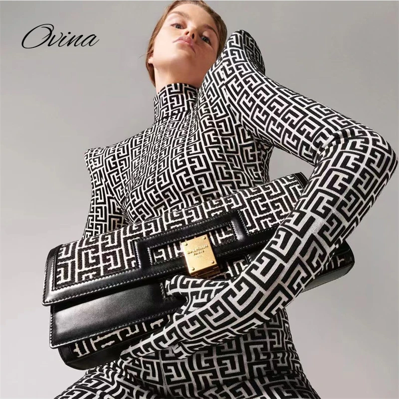 Women's Bandage Jumpsuit Tight-Fitting Buckle With Belt Design High-End Stand-Up Collar Long Sleeve Autumn And Winter Clothing
Women's Bandage Jumpsuit Tight-Fitting Buckle With Belt Design High-End Stand-Up Collar Long Sleeve Autumn And Winter Clothing