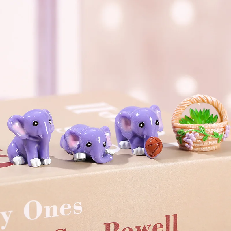 Creative Resin Animal Elephant Small Ornaments Gardening Sand Table DIY Micro Landscape Decoration Accessories Small World Photo 
Creative Resin Animal Elephant Small Ornaments Gardening Sand Table DIY Micro Landscape Decoration Accessories Small World Photo