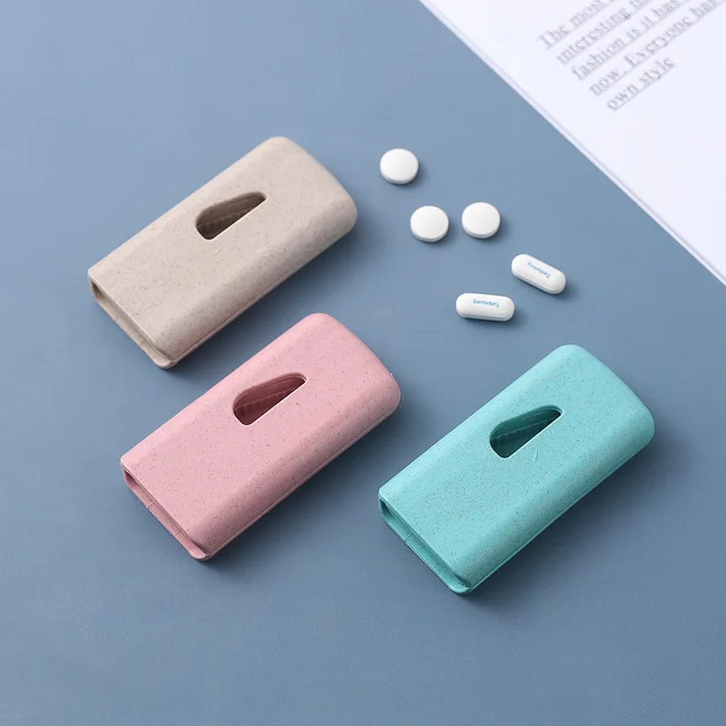 1pc Medicine Pill Holder Tablet Cutter Splitter Pill Case Mini Useful Portable Storage Box Pill Tablet Pill Cutter Divider
1pc Medicine Pill Holder Tablet Cutter Splitter Pill Case Mini Useful Portable Storage Box Pill Tablet Pill Cutter Divider