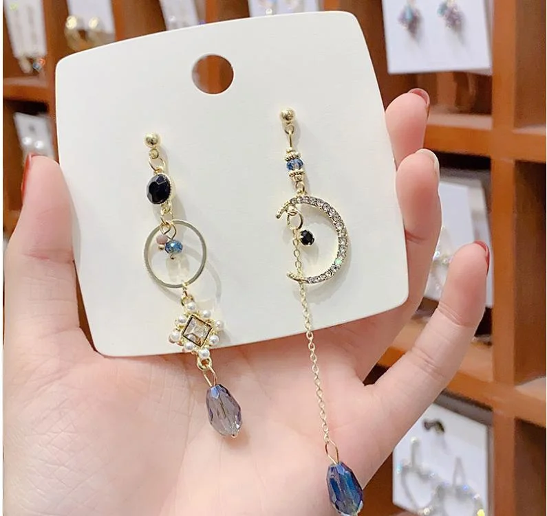 серьги 2023 тренд серьги женские бижутерия бижутерия люкс качества серьги сердечки Новые милые блестящие геометрические серьги в виде полум...
серьги 2023 тренд серьги женские бижутерия бижутерия люкс качества серьги сердечки Новые милые блестящие геометрические серьги в виде полум...