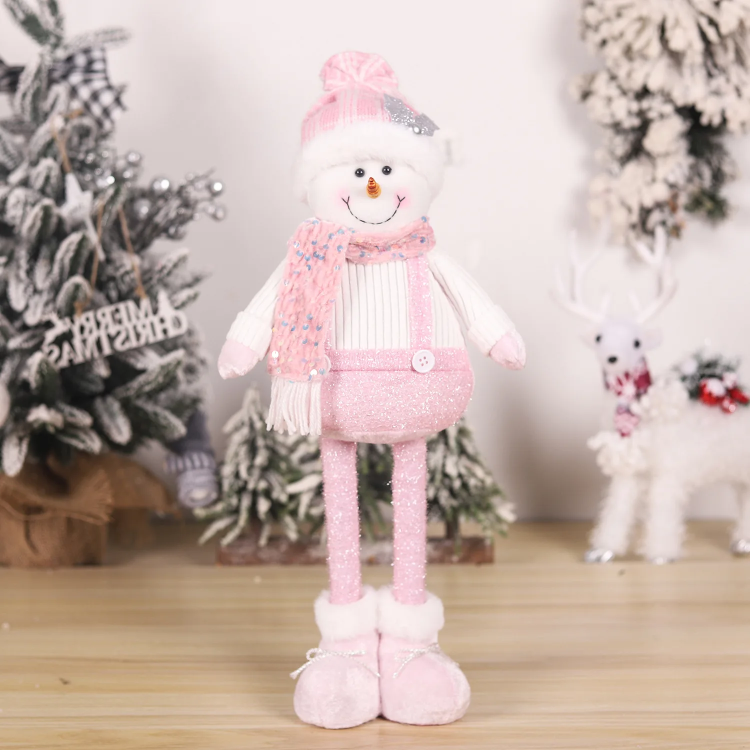 Розовые рождественские кукольные украшения
Розовые рождественские кукольные украшения