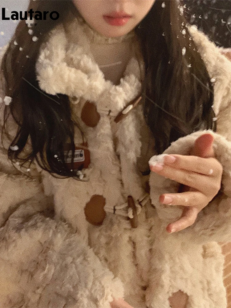 Lautaro Autumn Winter Loose Sweet Cute Thick Warm Soft Fuzzy Faux Fur Coat Women Long Sleeve Horn Button Fluffy Jacket 2022
Lautaro Autumn Winter Loose Sweet Cute Thick Warm Soft Fuzzy Faux Fur Coat Women Long Sleeve Horn Button Fluffy Jacket 2022