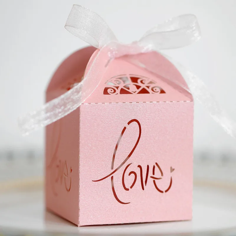 5/10/20/30pcs Valentine's Day Love Heart Laser Cut Hollow Carriage Favors Gift Box Candy Dragees Packaging Box Wedding Supplies
5/10/20/30pcs Valentine's Day Love Heart Laser Cut Hollow Carriage Favors Gift Box Candy Dragees Packaging Box Wedding Supplies