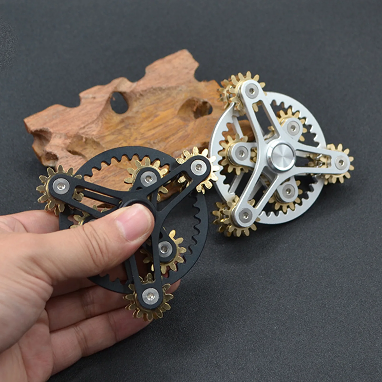 Kids Adults Decompression Toys Brass Gyro Spinner Children Gears Linkage Gyro Toy Antistress Metal DIY Hand Spinner Gyro Spins
Kids Adults Decompression Toys Brass Gyro Spinner Children Gears Linkage Gyro Toy Antistress Metal DIY Hand Spinner Gyro Spins