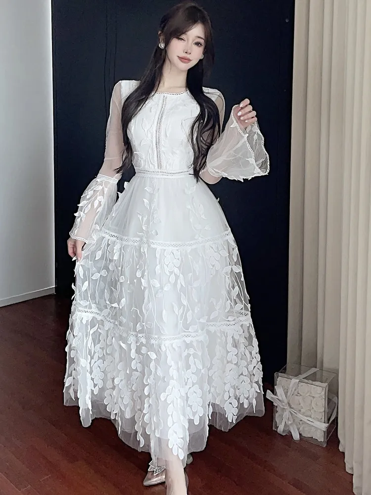 Белое Кружевное лоскутное длинное платье, женское элегантное платье с круглым вырезом, Расклешенным рукавом и высокой талией, женское модное подиумное платье
Белое Кружевное лоскутное длинное платье, женское элегантное платье с круглым вырезом, Расклешенным рукавом и высокой талией, женское модное подиумное платье