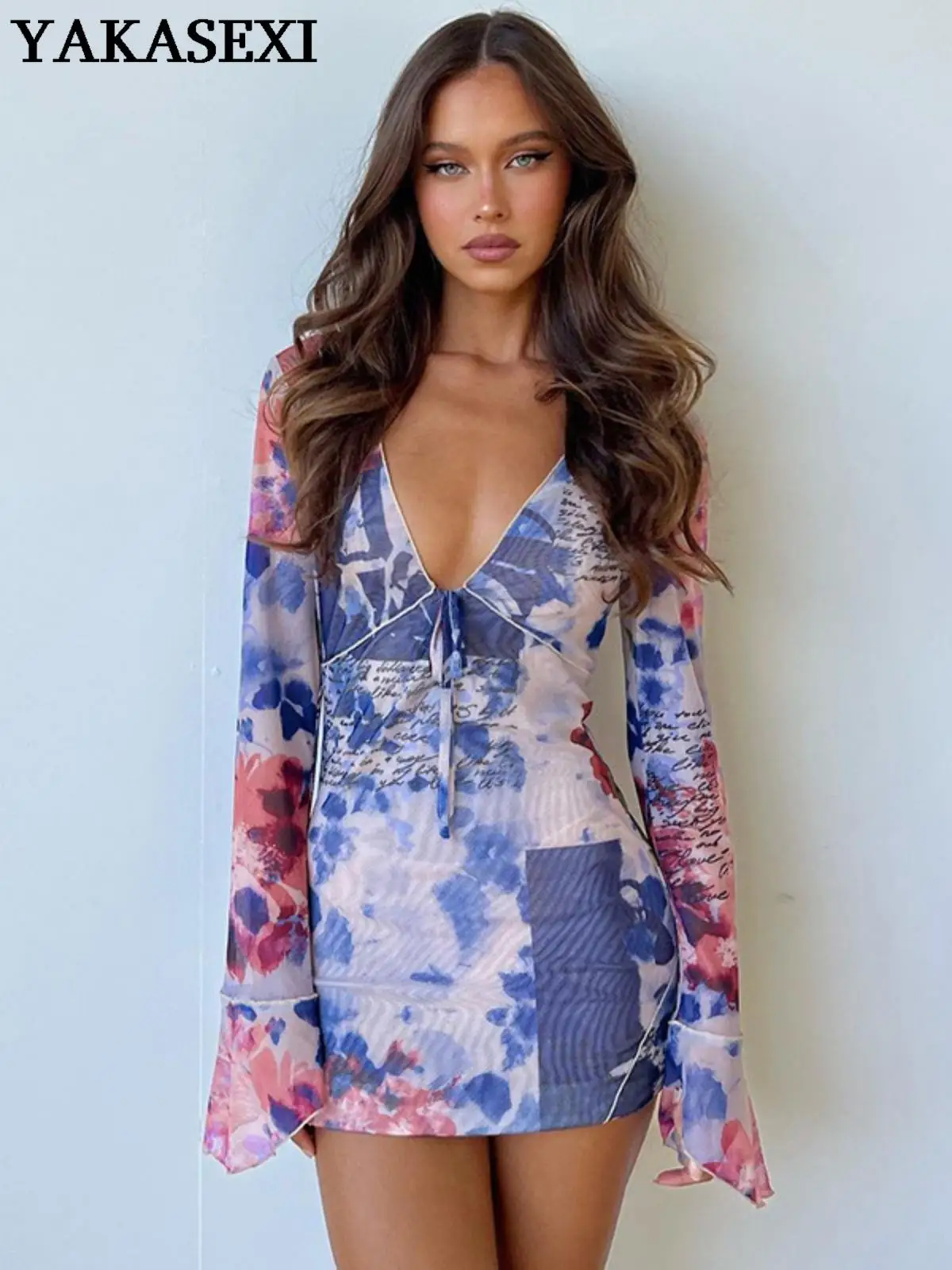 YAKASEXI 2022 Tie Dye Printed Midi Dress Women Tie Front V Neck Long Sleeve Dresses Autumn Hollow Fashion Streetwear Y2K Outfits
YAKASEXI 2022 Tie Dye Printed Midi Dress Women Tie Front V Neck Long Sleeve Dresses Autumn Hollow Fashion Streetwear Y2K Outfits