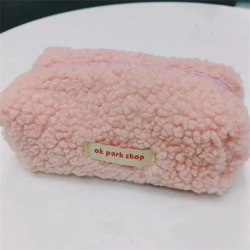 Khaki/pink/beige Portable Stationery Bag Cute Storage Bags Girl Student Cosmetic Bag Home Accessories Lamb Wool Large Capacity
Khaki/pink/beige Portable Stationery Bag Cute Storage Bags Girl Student Cosmetic Bag Home Accessories Lamb Wool Large Capacity