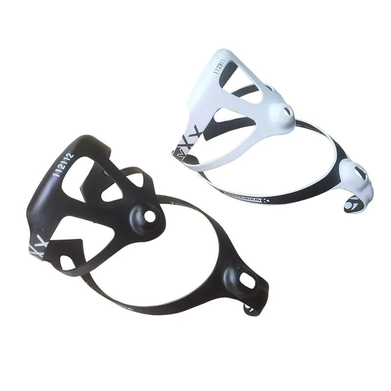 Новый продукт 3K Углеродное волокно велосипедная бутылочная клетка аксессуары для горного/дорожного велосипеда стойка для бутылок ульсвет...
Новый продукт 3K Углеродное волокно велосипедная бутылочная клетка аксессуары для горного/дорожного велосипеда стойка для бутылок ульсвет...