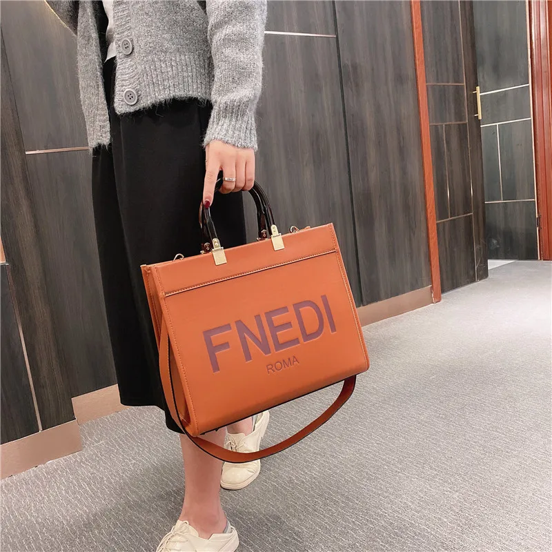 2023 Fashion Luxury Designer Top Quality Women Handbag Soft Pu Leather Shoulder Crossbody Bags Women Bag Lady Simply Tote Purse
2023 Fashion Luxury Designer Top Quality Women Handbag Soft Pu Leather Shoulder Crossbody Bags Women Bag Lady Simply Tote Purse