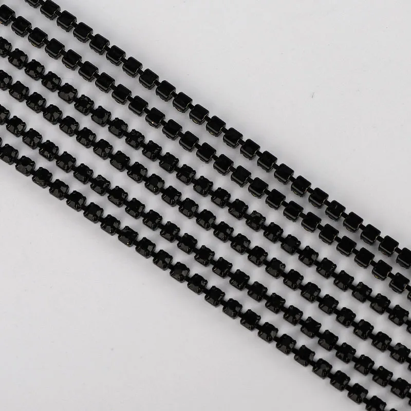 10 ярдов, цепочка для шитья, цвета шампанского/Роллер 
10 ярдов, цепочка для шитья, цвета шампанского/Роллер