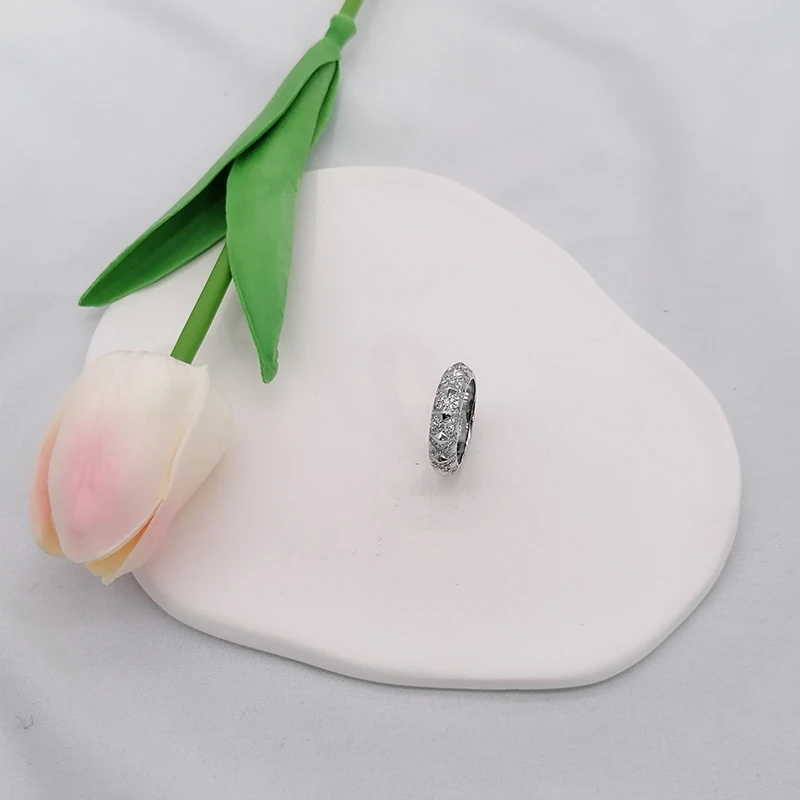 Simple ring luxury jewelry 925 sterling silver new temperament noble fashion party lady gift Free Shipping
Simple ring luxury jewelry 925 sterling silver new temperament noble fashion party lady gift Free Shipping