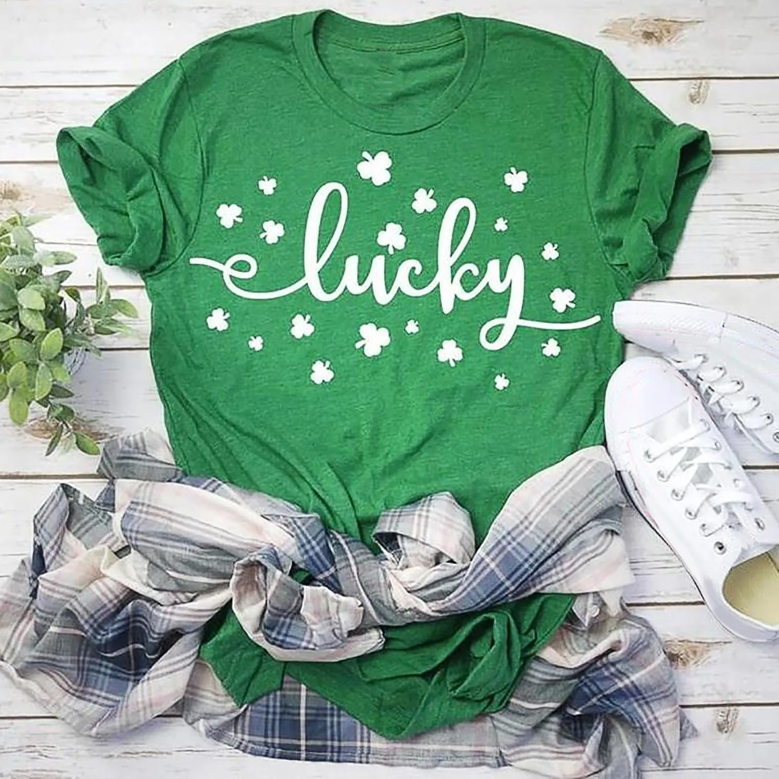 Fashion Women St. Patrick's Day Print Short Sleeve T-shirt Novelty Graphic Tops Women Blazers Work Casual
Fashion Women St. Patrick's Day Print Short Sleeve T-shirt Novelty Graphic Tops Women Blazers Work Casual