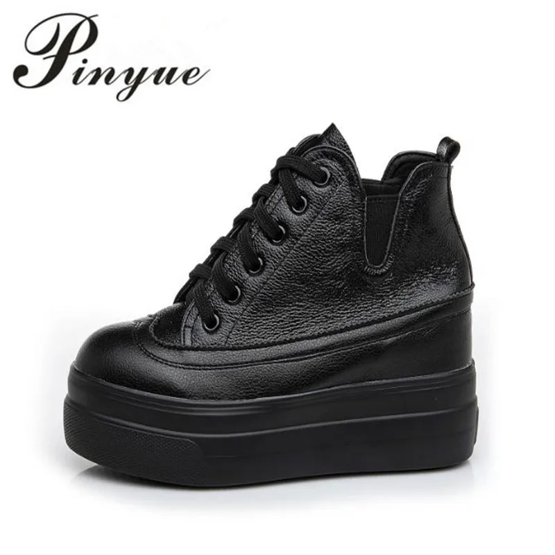 size 31 40 Casual Sneakers Women Genuine Leather Platform Round Toe Brand Luxury Korean Rubber Sole Running little white shoes
size 31 40 Casual Sneakers Women Genuine Leather Platform Round Toe Brand Luxury Korean Rubber Sole Running little white shoes