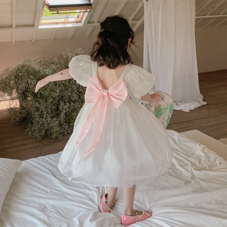 2022 New Kids Girls Chiffon Dress With Bow Elegant Floral Flower Summer Princess Birthday Party Children White One Piece Dresses
2022 New Kids Girls Chiffon Dress With Bow Elegant Floral Flower Summer Princess Birthday Party Children White One Piece Dresses