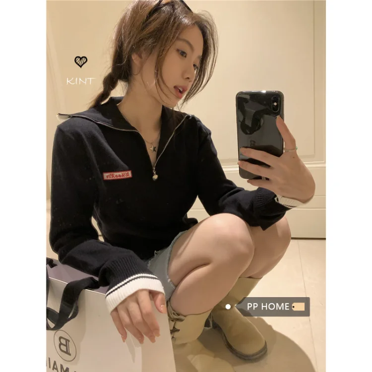 Korobov Y2k Clothes Contrasting Color Embroidered Sweater Lapel Zipper Long-sleeved Knitwears Women Crop Top Korean Fashion
Korobov Y2k Clothes Contrasting Color Embroidered Sweater Lapel Zipper Long-sleeved Knitwears Women Crop Top Korean Fashion