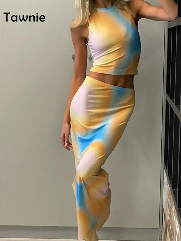 Женский костюм с юбкой и топом Tawnie, комплект из двух предметов с принтом контрастных цветов, укороченный топ и длинная юбка, вечерние компле...
Женский костюм с юбкой и топом Tawnie, комплект из двух предметов с принтом контрастных цветов, укороченный топ и длинная юбка, вечерние компле...