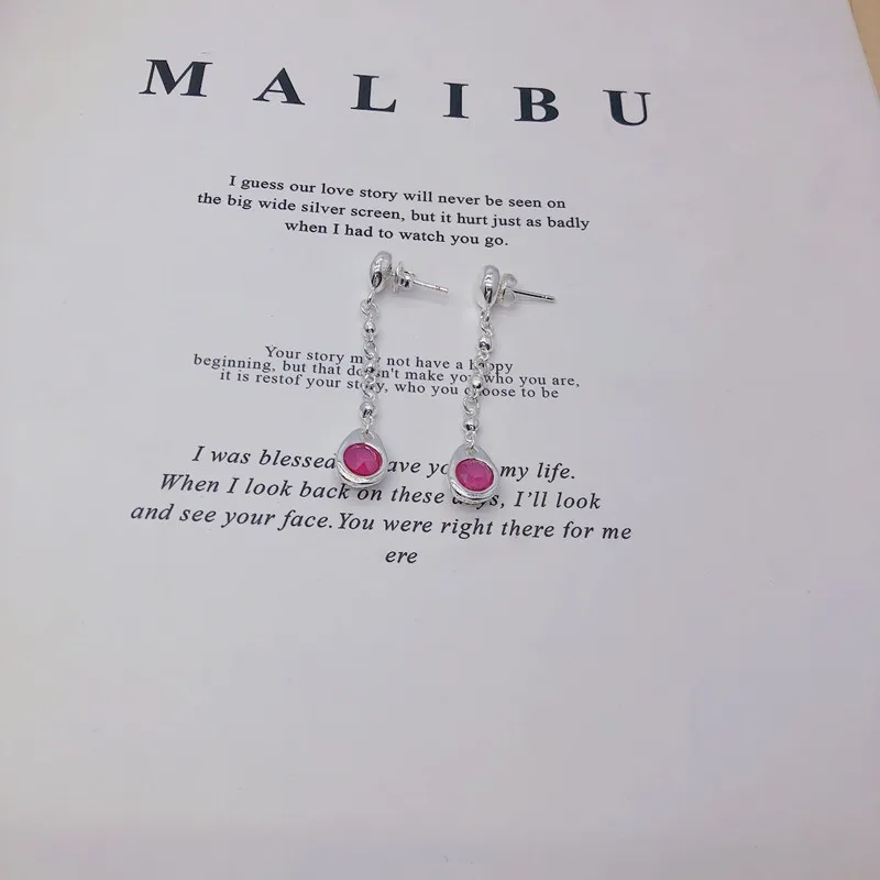 High Quality Spanish Original Fashion Electroplating 925 Silver Pink Diamond Pin Stud Long Earrings Holiday Jewelry Gift 
High Quality Spanish Original Fashion Electroplating 925 Silver Pink Diamond Pin Stud Long Earrings Holiday Jewelry Gift