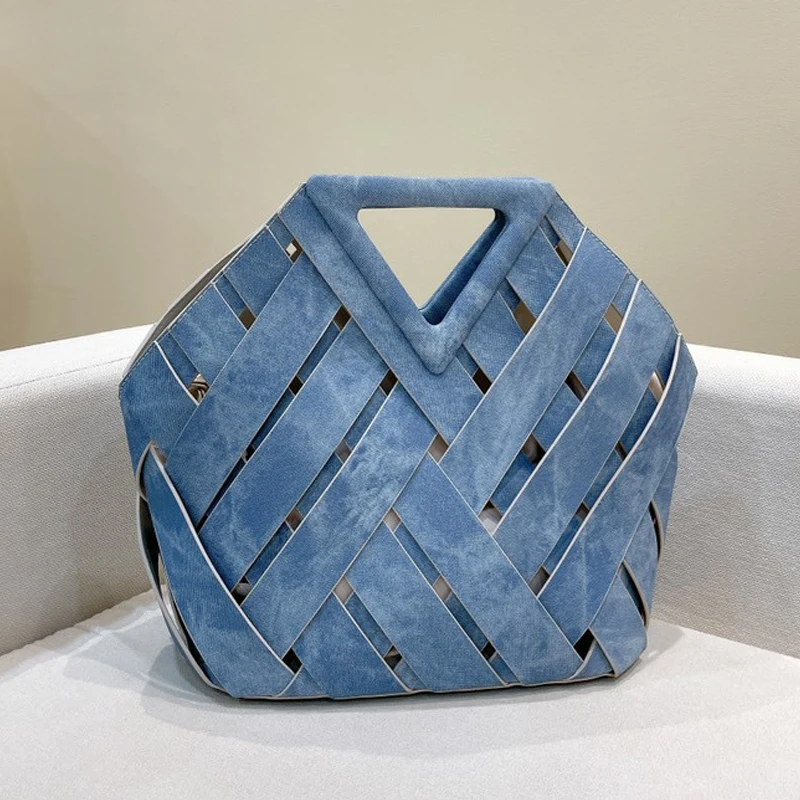2023 New Vintage Hollowed Out Knitting Bag Brand Designer Handbags Simple Women Fashion Denim Texture Shoulder Bag Free Shipping
2023 New Vintage Hollowed Out Knitting Bag Brand Designer Handbags Simple Women Fashion Denim Texture Shoulder Bag Free Shipping