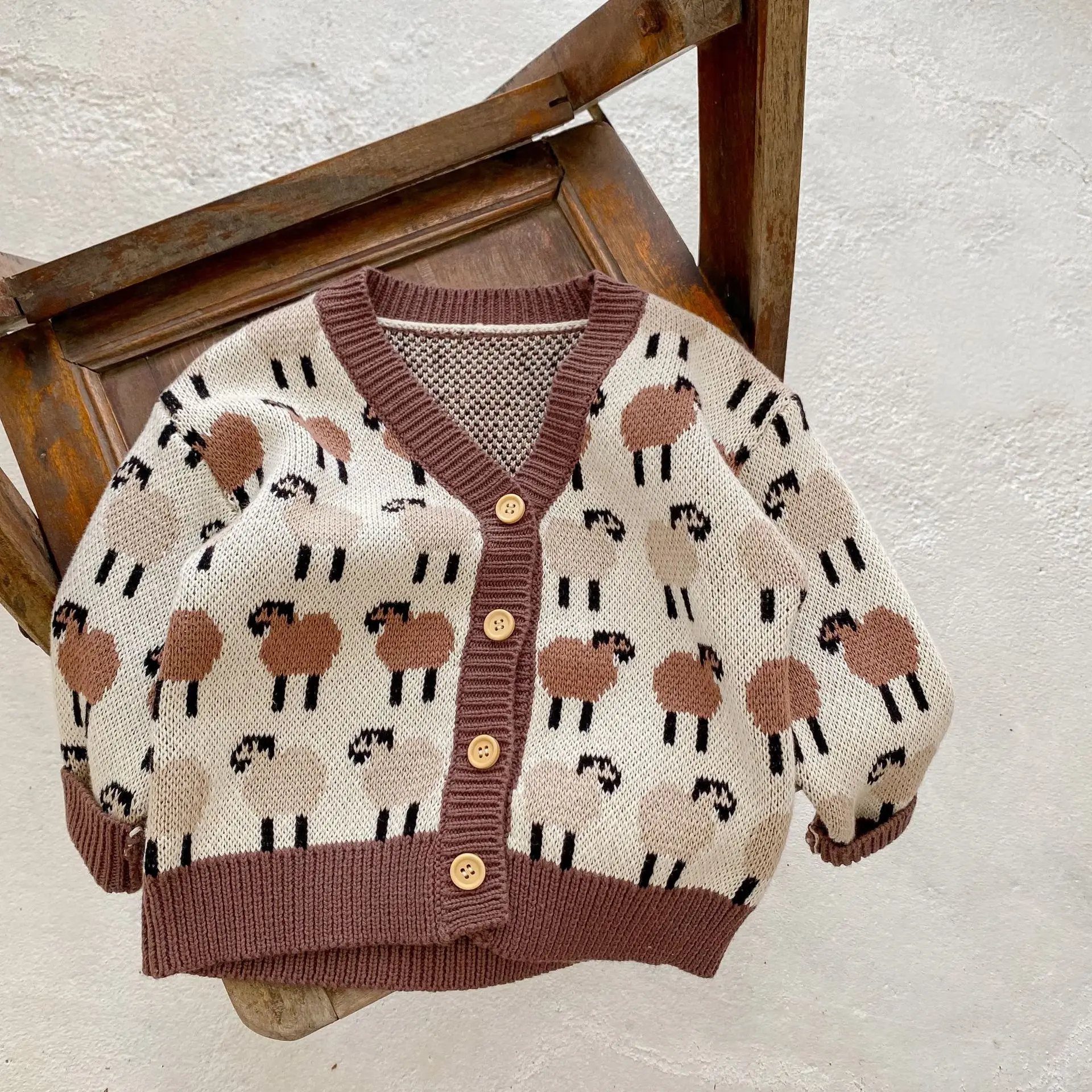 RiniKinda 2022 New Children Knitted Cardigan Sweater Autumn Long Sleeve V-Neck Warm Casual Cartoon Printed Kids Clothes
RiniKinda 2022 New Children Knitted Cardigan Sweater Autumn Long Sleeve V-Neck Warm Casual Cartoon Printed Kids Clothes
